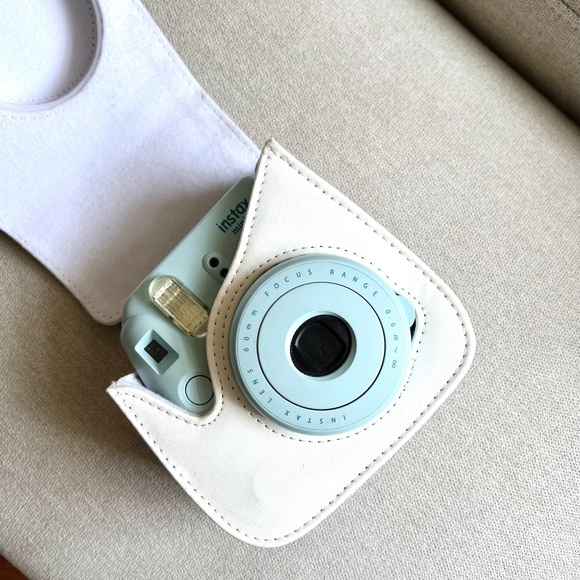 Fujifilm Other - FUJIFILM Blue Instax Mini 8 Polaroid Camera with White Instax Case